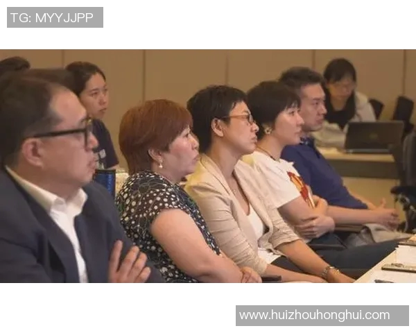 上海飞盘队个人能力排名创新高引发热议展现团队实力与潜力 上海飞盘队个人能力排名创新高引发热议展现团队实力与潜力